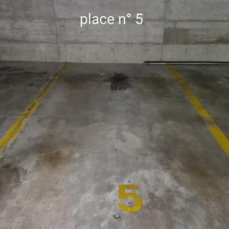 Avec Terrasse Et Parking Sion